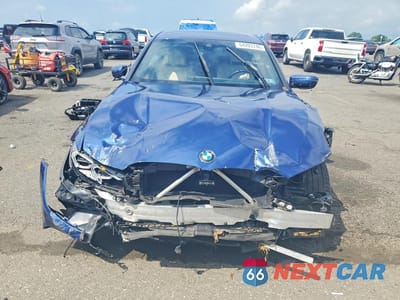 Piąte zdjęcie samochodu w środku: 2023 BMW 3 SERIES 330XI GT VIN:3MW89FF06P8D78274 - miniatura