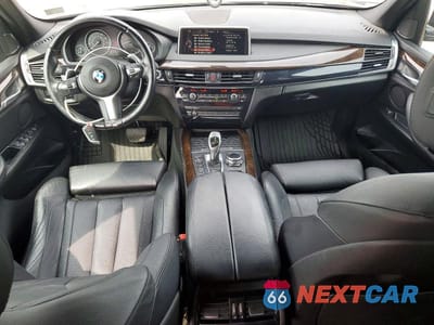 Zdjęcie 8 z 13 samochodu: 2014 BMW X5 SDRIVE35I VIN:5UXKR2C56E0H31218 - miniatura