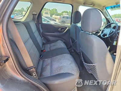 Zdjęcie 11 z 13 samochodu: 2004 FORD ESCAPE XLT VIN:1FMYU03164KA23512 - miniatura