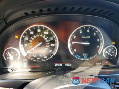 Zdjęcie 9 z 13 samochodu: 2017 BMW X5 XDR40E VIN:5UXKT0C3XH0V96878 - miniatura