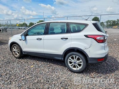 Drugie zdjęcie samochodu z przodu: 2017 FORD ESCAPE S VIN:1FMCU0F78HUD86768 - miniatura