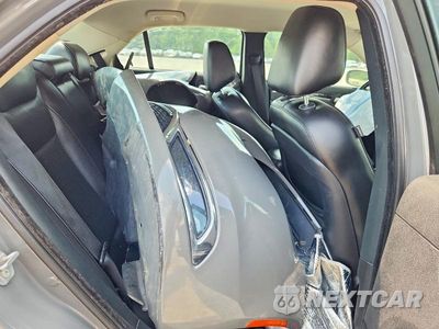 Zdjęcie 10 z 12 samochodu: 2019 CHRYSLER 300 LIMITED VIN:2C3CCAEG1KH528147 - miniatura
