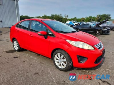 Czwarte zdjęcie samochodu z boku: 2013 FORD FIESTA SE VIN:3FADP4BJ0DM175013 - miniatura