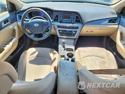 Zdjęcie 8 z 12 samochodu: 2017 HYUNDAI SONATA SE VIN:5NPE24AFXHH453793 - miniatura
