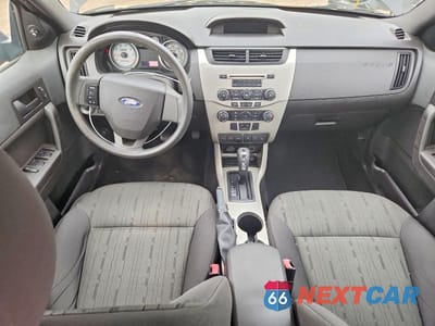 Zdjęcie 8 z 12 samochodu: 2010 FORD FOCUS SE VIN:1FAHP3FN9AW165231 - miniatura