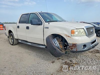 Czwarte zdjęcie samochodu z boku: 2007 FORD F150 SUPERCREW VIN:1FTPW12V07FA36550 - miniatura