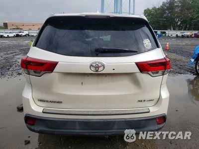 Zdjęcie 6 z 12 samochodu: 2018 TOYOTA HIGHLANDER XLE VIN:5TDJZRFH3JS872991 - miniatura