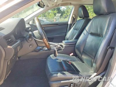 Zdjęcie 7 z 12 samochodu: 2013 LEXUS ES 350 VIN:JTHBK1GG4D2029604 - miniatura