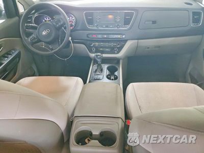 Zdjęcie 8 z 14 samochodu: 2016 KIA SEDONA L VIN:KNDMA5C14G6149728 - miniatura