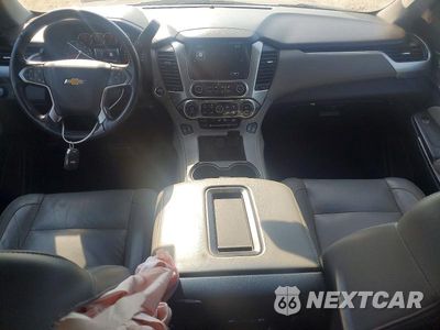 Zdjęcie 8 z 13 samochodu: 2020 CHEVROLET SUBURBAN K1500 LT VIN:1GNSKHKC5LR184383 - miniatura