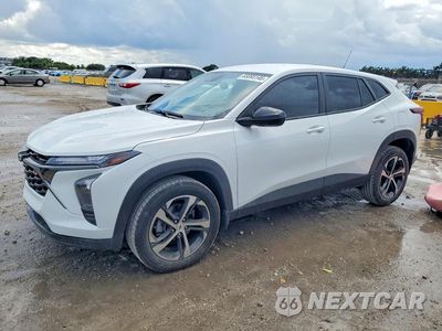 2024 CHEVROLET TRAX 1RS KL77LGE2XRC018202 - główne zdjęcie licytacji z USA - miniatura