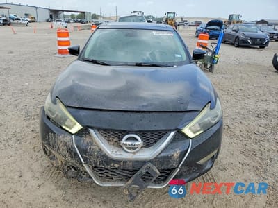 Piąte zdjęcie samochodu w środku: 2017 NISSAN MAXIMA 3.5 S VIN:1N4AA6AP3HC394612 - miniatura