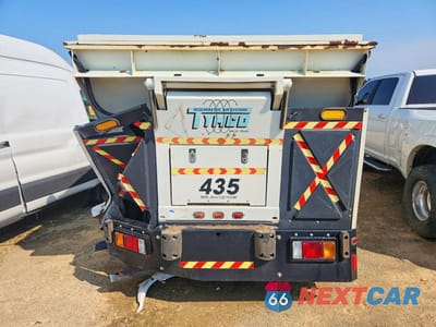 Zdjęcie 10 z 13 samochodu: 2010 ISUZU NQR SWEEPER TRUCK VIN:JALE5W164A7901456 - miniatura