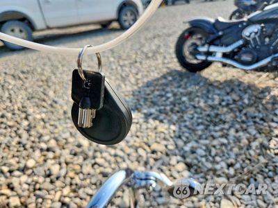 Zdjęcie 8 z 9 samochodu: 2018 HARLEY-DAVIDSON FLHX STREET GLIDE VIN:1HD1KBC16JB655394 - miniatura