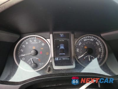 Zdjęcie 9 z 12 samochodu: 2016 TOYOTA TACOMA SR5 V6 VIN:3TMCZ5AN2GM002320 - miniatura