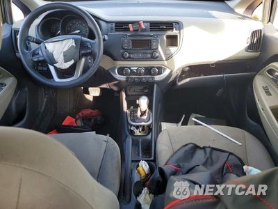Zdjęcie 8 z 12 samochodu: 2014 KIA RIO LX VIN:KNADM4A35E6376314 - miniatura