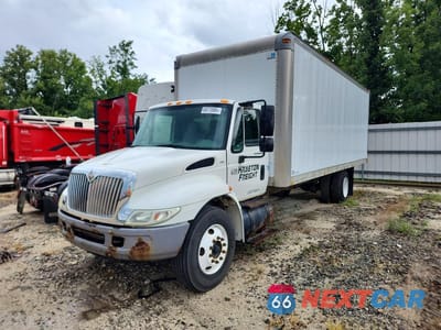 2005 INTERNATIONAL 4000 4300 1HTMMAAL75H122886 - główne zdjęcie licytacji z USA - miniatura
