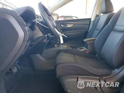 Zdjęcie 7 z 12 samochodu: 2018 NISSAN ROGUE S VIN:JN8AT2MV5JW303632 - miniatura