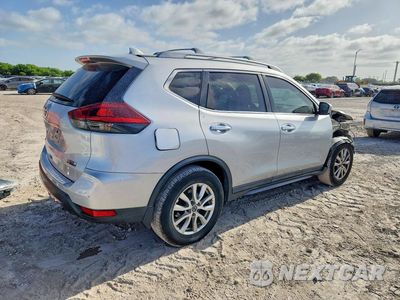 Trzecie zdjęcie samochodu z tyłu: 2019 NISSAN ROGUE S VIN:5N1AT2MTXKC834611 - miniatura