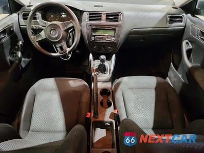 Zdjęcie 8 z 12 samochodu: 2012 VOLKSWAGEN JETTA BASE VIN:3VW1K7AJ1CM363128 - miniatura
