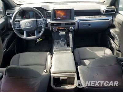 Zdjęcie 8 z 13 samochodu: 2024 TOYOTA TACOMA SR5 VIN:3TMKB5FN2RM008601 - miniatura