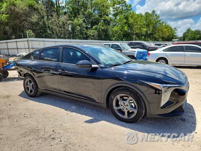 Czwarte zdjęcie samochodu z boku: 2026 KIA K4 LXS VIN:3KPFT4DE5TE326838 - miniatura