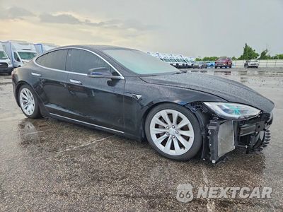 Czwarte zdjęcie samochodu z boku: 2017 TESLA MODEL S VIN:5YJSA1E17HF215420 - miniatura