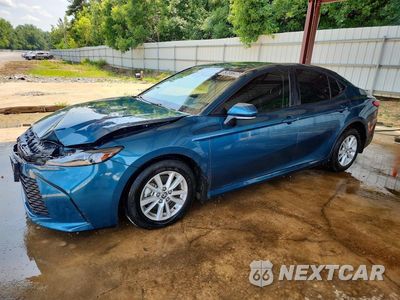 2025 TOYOTA CAMRY LE 4T1DAACK8SU073352 - główne zdjęcie licytacji z USA - miniatura