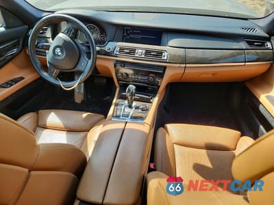 Zdjęcie 8 z 12 samochodu: 2012 BMW 750 LXI VIN:WBAKC8C51CC437706 - miniatura
