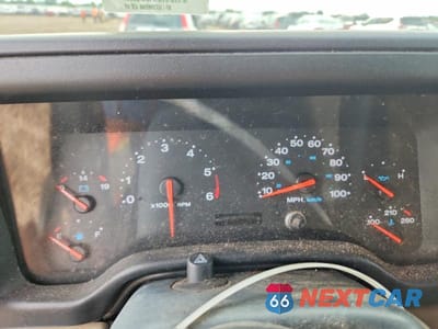 Zdjęcie 9 z 12 samochodu: 2004 JEEP WRANGLER / TJ SPORT VIN:1J4FA49S04P774646 - miniatura