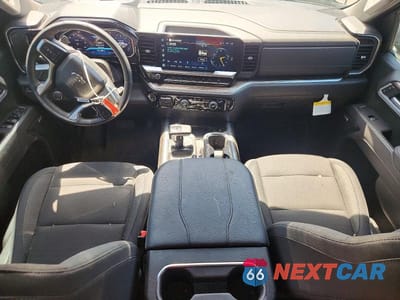 Zdjęcie 8 z 12 samochodu: 2026 CHEVROLET SILVERADO K1500 RST VIN:2GCUKEED0T1102850 - miniatura
