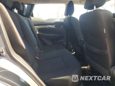 Zdjęcie 11 z 13 samochodu: 2017 NISSAN ROGUE SPORT S VIN:JN1BJ1CP3HW029833 - miniatura