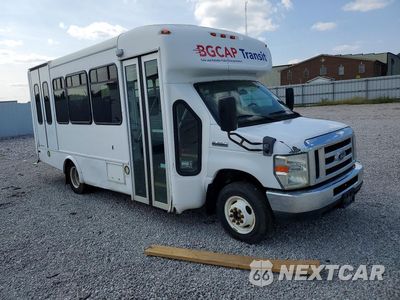 Czwarte zdjęcie samochodu z boku: 2013 FORD E350 SHUTTLE BUS VIN:1FDEE3FS1DDA20740 - miniatura
