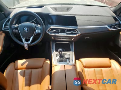 Zdjęcie 8 z 13 samochodu: 2022 BMW X5 XDRIVE45E VIN:5UXTA6C02N9L41295 - miniatura