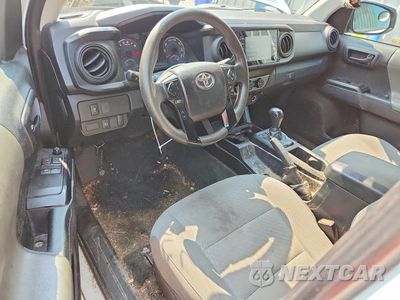 Zdjęcie 8 z 12 samochodu: 2021 TOYOTA TACOMA SR VIN:3TYRX5GN1MT006494 - miniatura