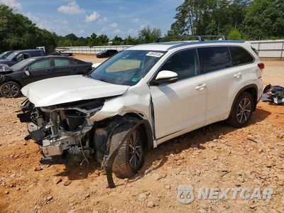 2018 TOYOTA HIGHLANDER XLE 5TDJZRFH3JS544650 - główne zdjęcie licytacji z USA - miniatura