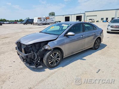 2024 KIA FORTE LXS 3KPF24AD1RE730260 - główne zdjęcie licytacji z USA - miniatura