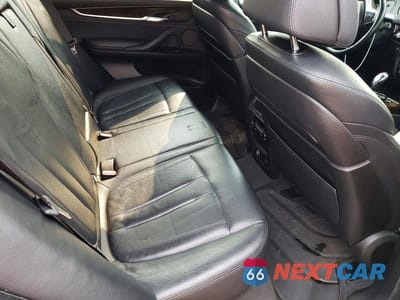 Zdjęcie 11 z 13 samochodu: 2015 BMW X5 XDRIVE50I VIN:5UXKR6C55F0J74114 - miniatura