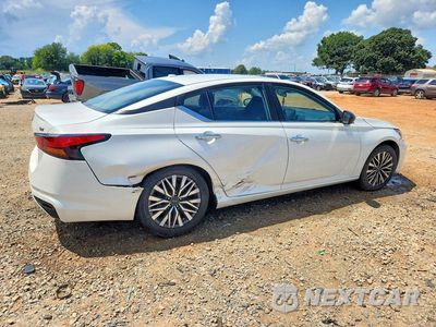 Trzecie zdjęcie samochodu z tyłu: 2024 NISSAN ALTIMA SV VIN:1N4BL4DV3RN370328 - miniatura