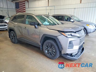 Czwarte zdjęcie samochodu z boku: 2026 TOYOTA RAV4 XLE PREMIUM VIN:2T36CRAV1TC016208 - miniatura