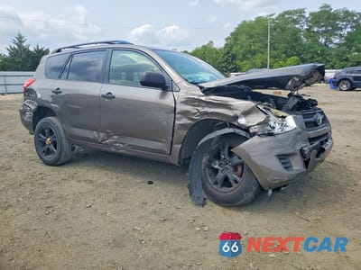 Czwarte zdjęcie samochodu z boku: 2012 TOYOTA RAV4 BASE VIN:JTMBF4DV2C5056551 - miniatura