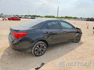 Trzecie zdjęcie samochodu z tyłu: 2018 TOYOTA COROLLA SE VIN:5YFBURHE8JP800604 - miniatura