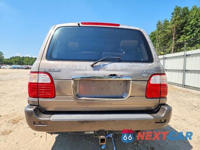 Zdjęcie 6 z 14 samochodu: 1998 LEXUS LX 470 VIN:JT6HT00W9W0020195 - miniatura