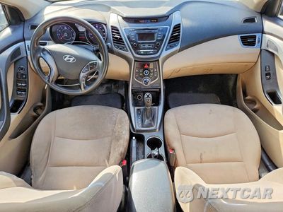 Zdjęcie 8 z 12 samochodu: 2014 HYUNDAI ELANTRA SE VIN:5NPDH4AE1EH513103 - miniatura