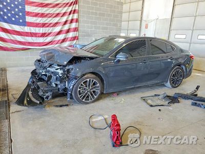 2026 TOYOTA CAMRY XLE 4T1DAACK2TU717610 - główne zdjęcie licytacji z USA - miniatura
