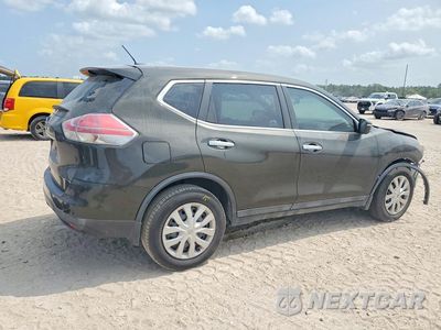 Trzecie zdjęcie samochodu z tyłu: 2015 NISSAN ROGUE S VIN:5N1AT2MT8FC907254 - miniatura