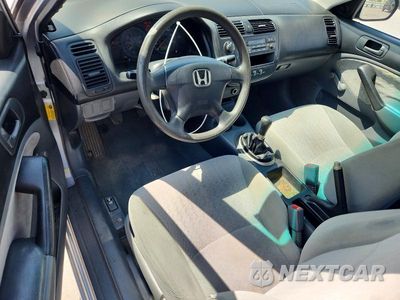 Zdjęcie 15 z 26 samochodu: 2001 HONDA CIVIC DX VIN:2HGES15281H577261 - miniatura