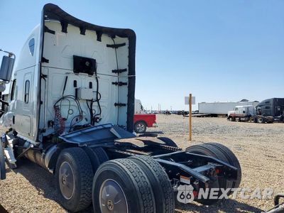 Drugie zdjęcie samochodu z przodu: 2023 FREIGHTLINER CASCADIA 126