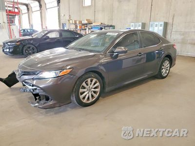 2018 TOYOTA CAMRY LE JTNB11HK5J3028065 - główne zdjęcie licytacji z USA - miniatura