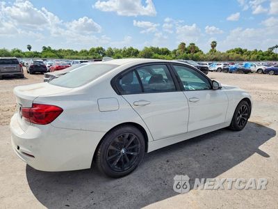 Trzecie zdjęcie samochodu z tyłu: 2017 BMW 320 I VIN:WBA8E1G30HNU16331 - miniatura